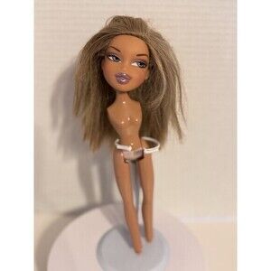 Bratz 2001 Yasmin Flower Girlz Parts Only No Arms Dark Blonde Hair Blue Eyes